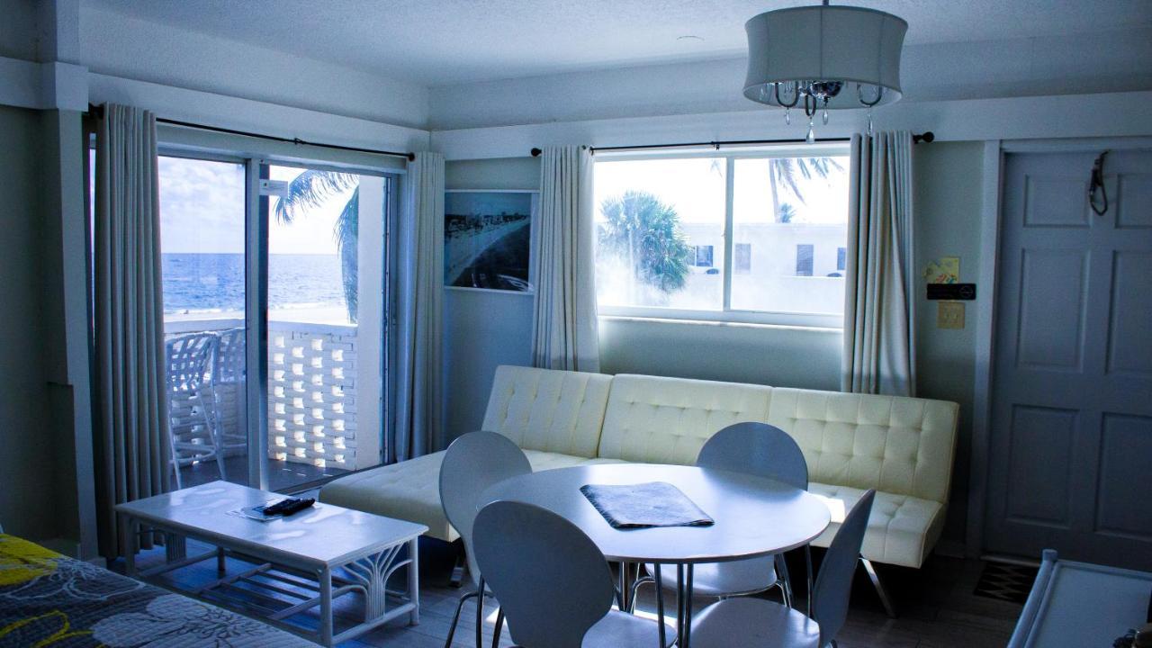 Coral Tides Resort ポンパノビーチ エクステリア 写真