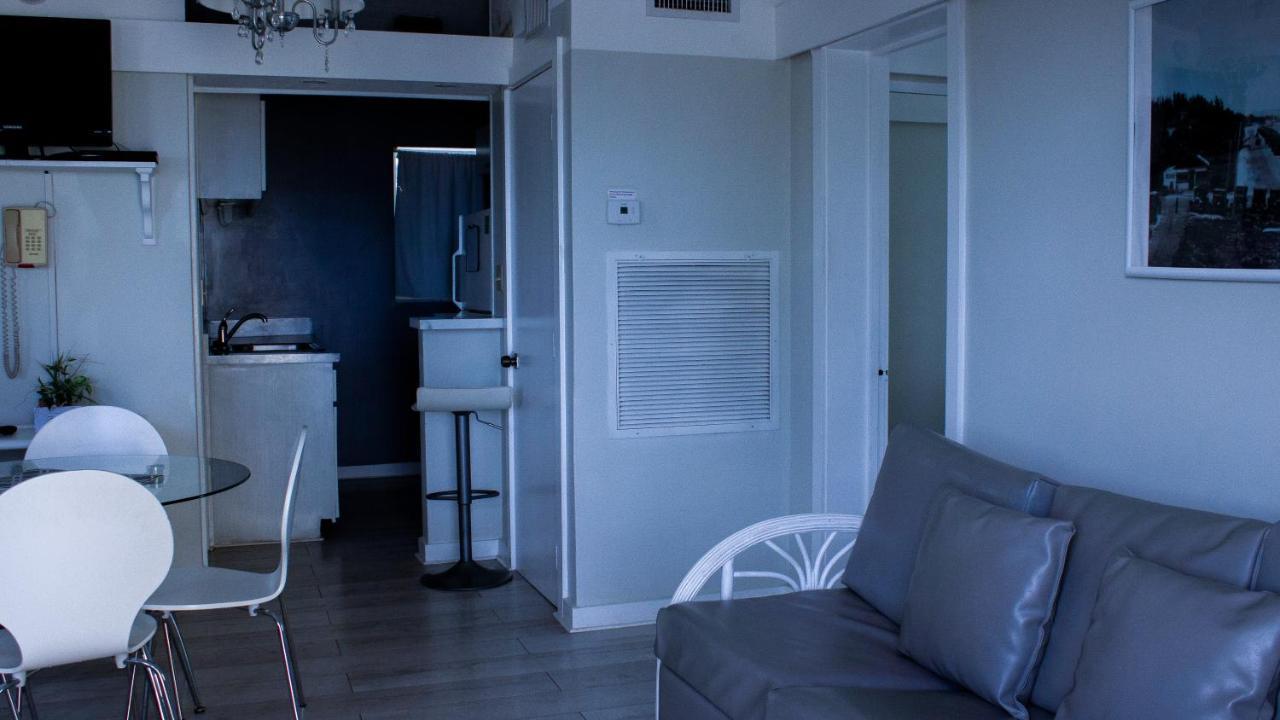 Coral Tides Resort ポンパノビーチ エクステリア 写真